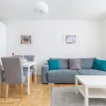 Cozy 3-Bedroom Apartment In The Heart Of Budapest