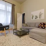 Deluxe Studio In Party District. Ak2B