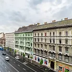 Hi-Bp Design Home Apartments In The Heart Of Budapest
