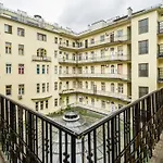 Hi-Bp Design Home Apartments In The Heart Of Budapest