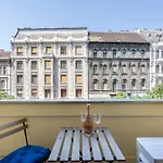 Buenos Boutique - A/C, 2 Bathrms, Amazing View