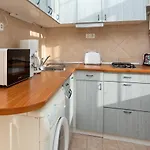 Central Design Apartment