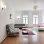 Elizabeth Boulevard Apartment