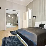 Premium Apartment By Hi5 - Lendvay Palace
