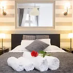 Opera Experience Apartment