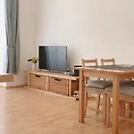 W&B Elegant Apartment Near The Zsinagogak