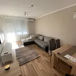 M3 Zuglo Apartment