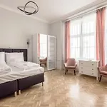 Prime Star Fashion Street Modern Luxury Apartments
