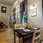 Sweet Cumin Apartment Next To Famous Cafe