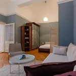 Lovely Apartment Next To Synagogue.