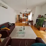 Harmonic Home By The Buda Castle