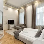 City Center Grand Luxury W 2Br/2Bt