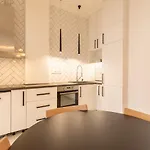 The Palm Springs Apartment