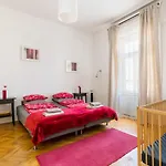 Friendly Apartment Oktogon