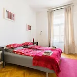 Friendly Apartment Oktogon