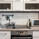 Stella Apartment