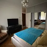 Cosy Apartman In Green Buda
