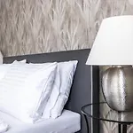 Assea Superior Apartment Downtown