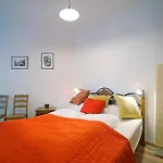 Kiraly Court Apartment #Free Parking
