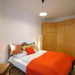 Kiraly Court Apartment #Free Parking