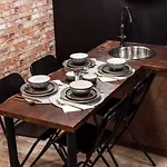 Very Stylish And Central Ac Apartment