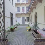 Weiner Cozy Apartment
