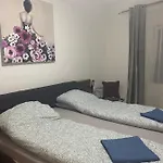 Tatra Apartment By The Danube Fully Accessible