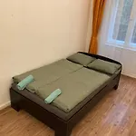 Roland Apartment Downtown - Buda