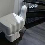 Bobo\'S Luxury Apartment