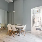 Ny18 Nyar Apartment