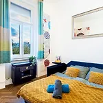 Gogol Studio Apartment