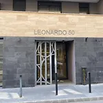 Leo Apartment