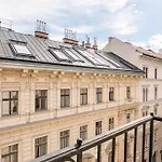 Budapest Basilica Apartment