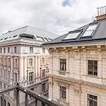 Budapest Basilica Apartment