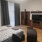 N&Z Apartman Close To The Downtown