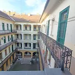 Blaha Deluxe