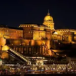 New, 195 Sqm, Full Center Of Budapest