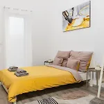Venus Apartments - Westside Residence