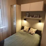 Cs14 Gold Apartment