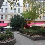 Liszt Ferenc Square Studio Apartment