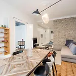 Sunshine Sprint Luxury Apartment