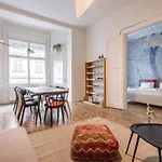 Sunshine Sprint Luxury Apartment
