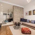 Sunshine Sprint Luxury Apartment
