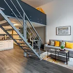 Deluxe Residence By Bella