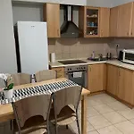 Hi Downtown Apartment A12