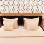 Josephine Apartment