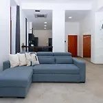 Gozsdu Court Apartment