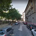 Central 30M2 A/C Apartment, 3 Min From Ny Cafe
