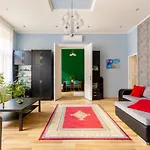 F24 Ferenc Apartment