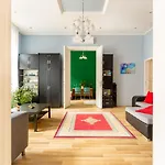 F24 Ferenc Apartment